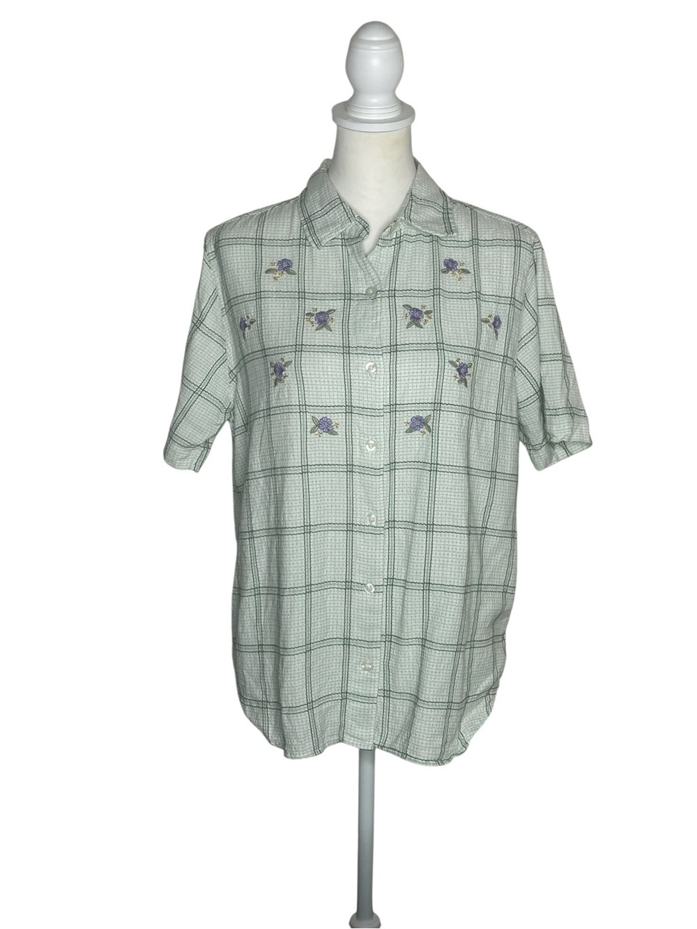 Vintage Classic Elements Plaid Top Floral Embroidered EUC Sz L Cottagecore 90s